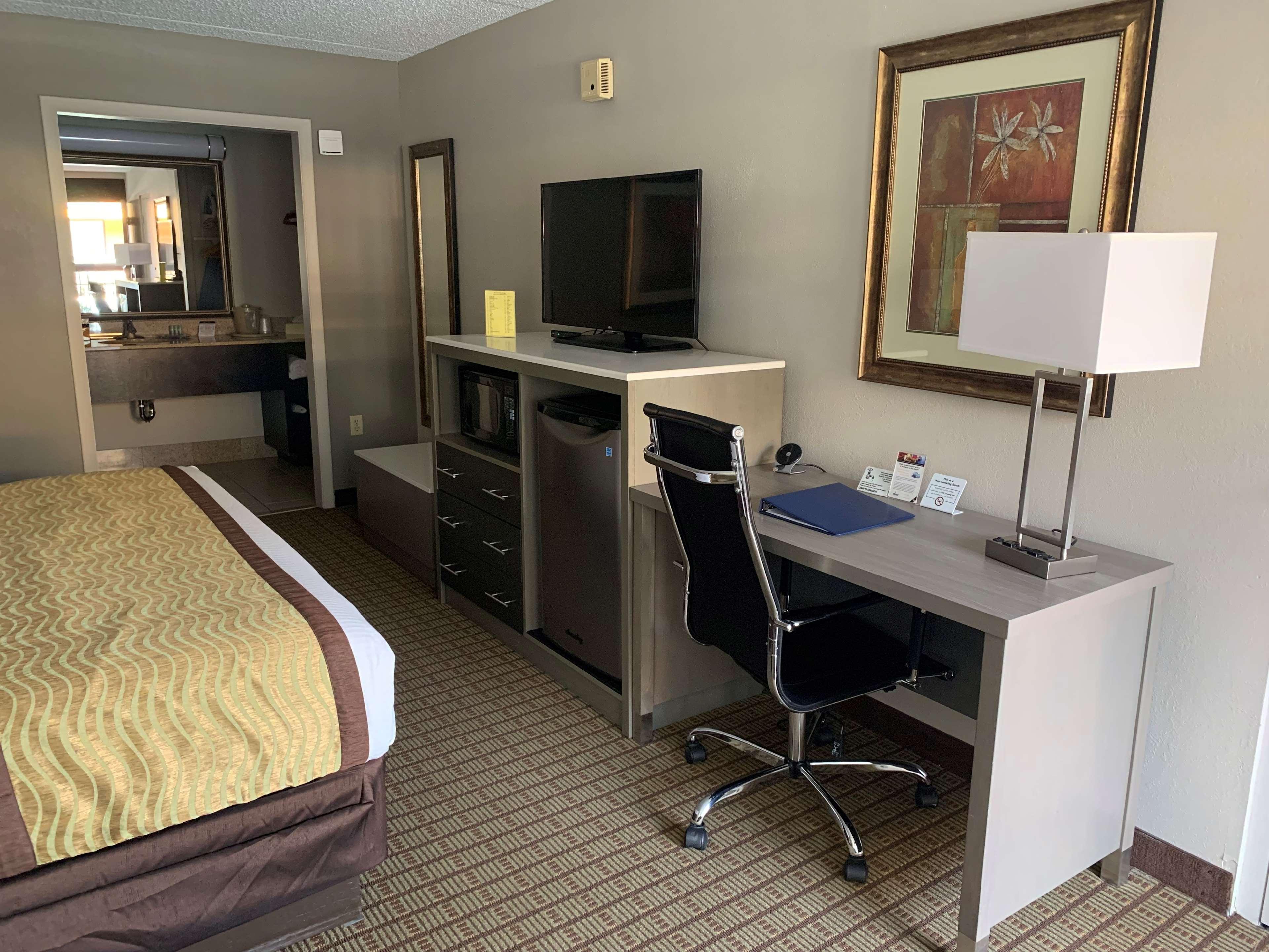 Best Western - Fayetteville Bagian luar foto