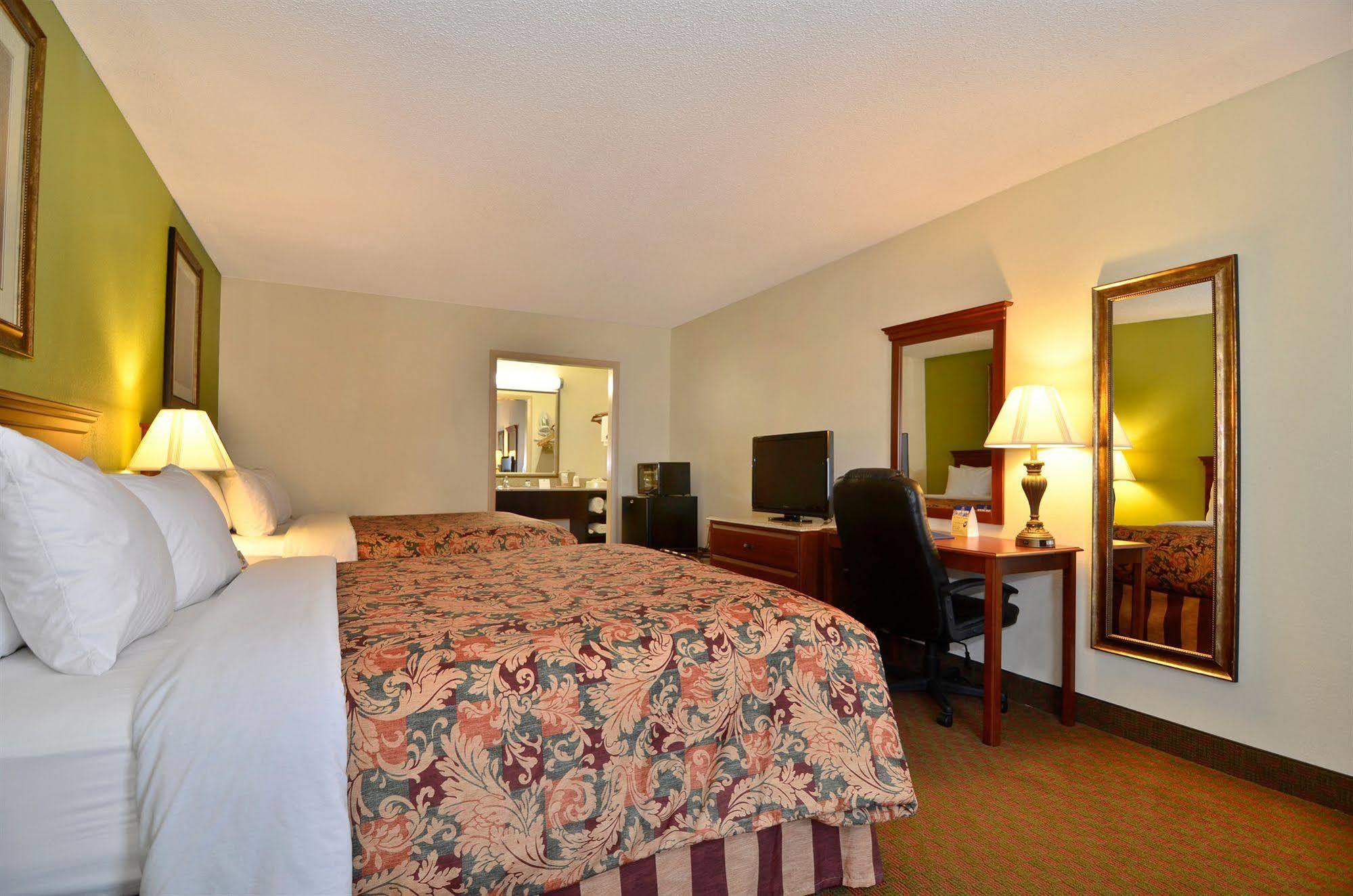 Best Western - Fayetteville Bagian luar foto